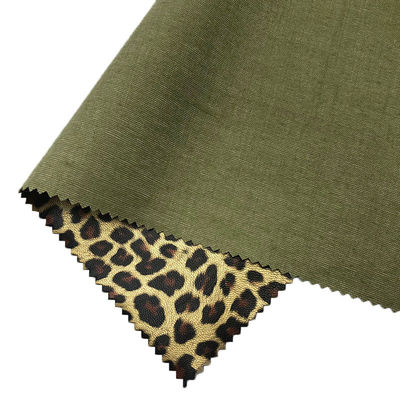 لباس چاپ پلنگ PU پوست ضد آب 0.6mm ضخامت سفارشی