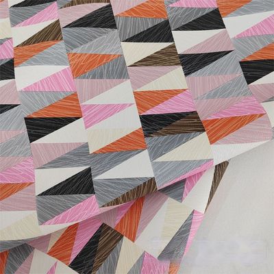 0.8mm رنگارنگ طراحی هندسی پوست PVC برای کیف دستی جعبه بسته بندی جعبه تلفن استفاده از تزئینات