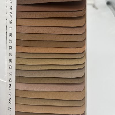 0.5mm تنفس پذیر پلی اورتان PU پوست برای کفش سوراخ پین طرح پوست خوک