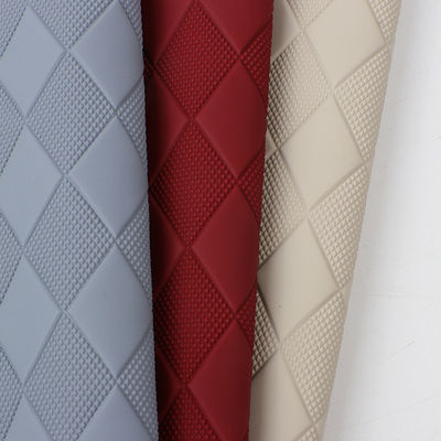 کفپوش های فرش اتومبیل با قابلیت های گوناگون چرم ضد آب بالش های صندلی خودرو چرم