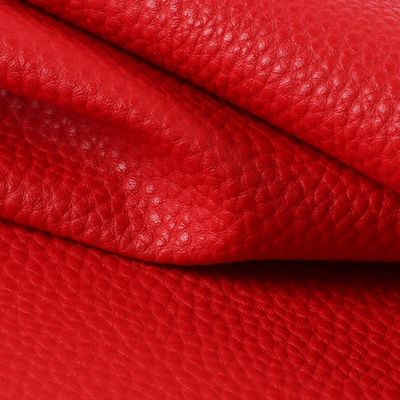 چرم پی وی سی با 58 رنگ با پشت دولایه برس خورده و طرح برجسته برای کیف و مبلمان