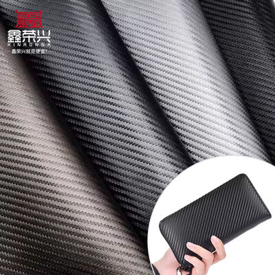 1.0mm ضخیم فیبر کربن PU پوست مصنوعی برای کیف کیف پول کمربند ماشین بوتیک مواد چرم جعلی
