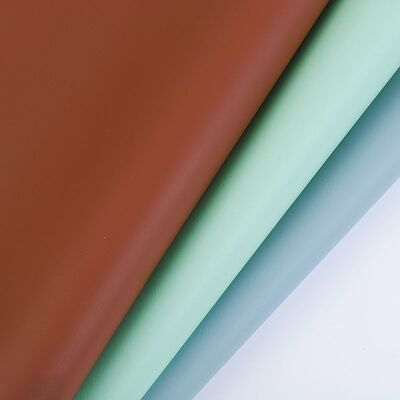 چرم مصنوعی نیمه PU 1.3 میلی‌متری با دانه ماسه‌ای برای کیف پول، کفش، دفترچه یادداشت، زیرانداز رومیزی و پارچه