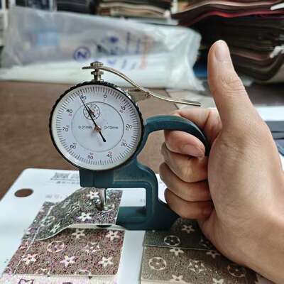 طیف گسترده ای از محصولات چرم بسته بندی در دسترس در انواع PVC PU و نیمه PU برای کاربردهای صنعتی متعدد