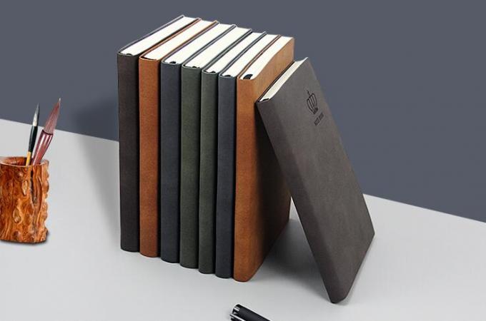 پی وی سی دانه تمساح پوست مصنوعی کیف پول جعبه کفش Ntoebook پارچه چرم جعلی 12