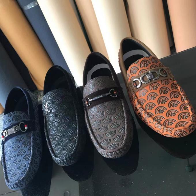 چرم مصنوعی برجسته تغییر رنگ مد PU وینیل سفارشی برای کیف کفش، حصیر رومیزی، پارچه چرم مصنوعی 21